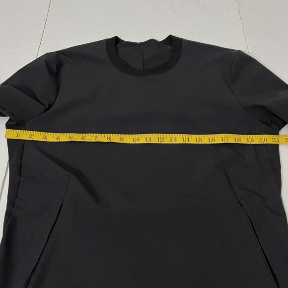 Lululemon Mens crewneck sweater  Zipped Pockets Size M Black - Picture 6 of 7